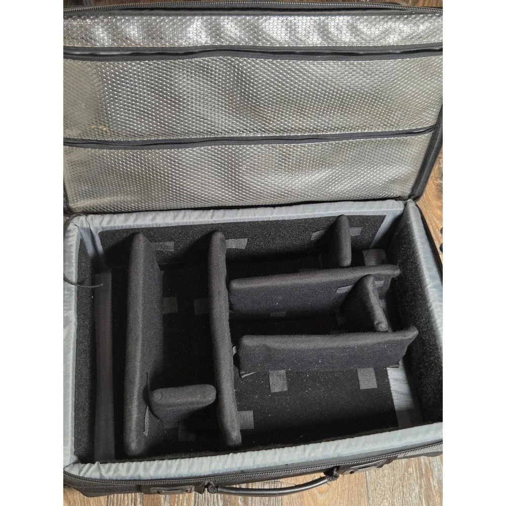 Tamrac rolling camera